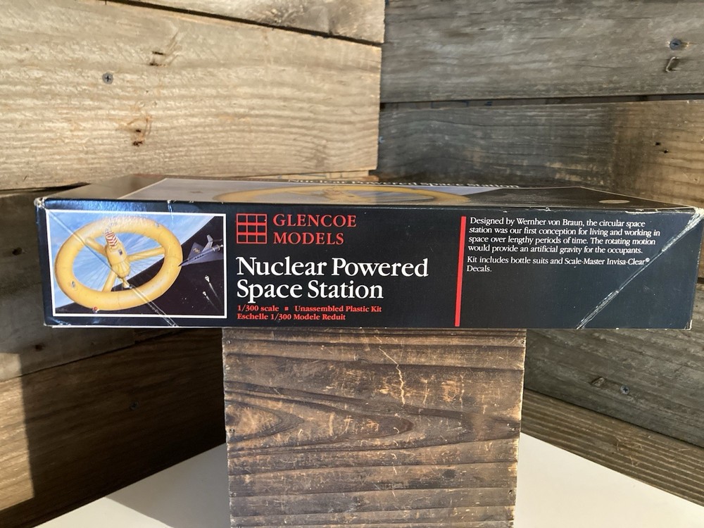 Glencoe 1/300 Scale Nuclear Powered Space Station Open Box