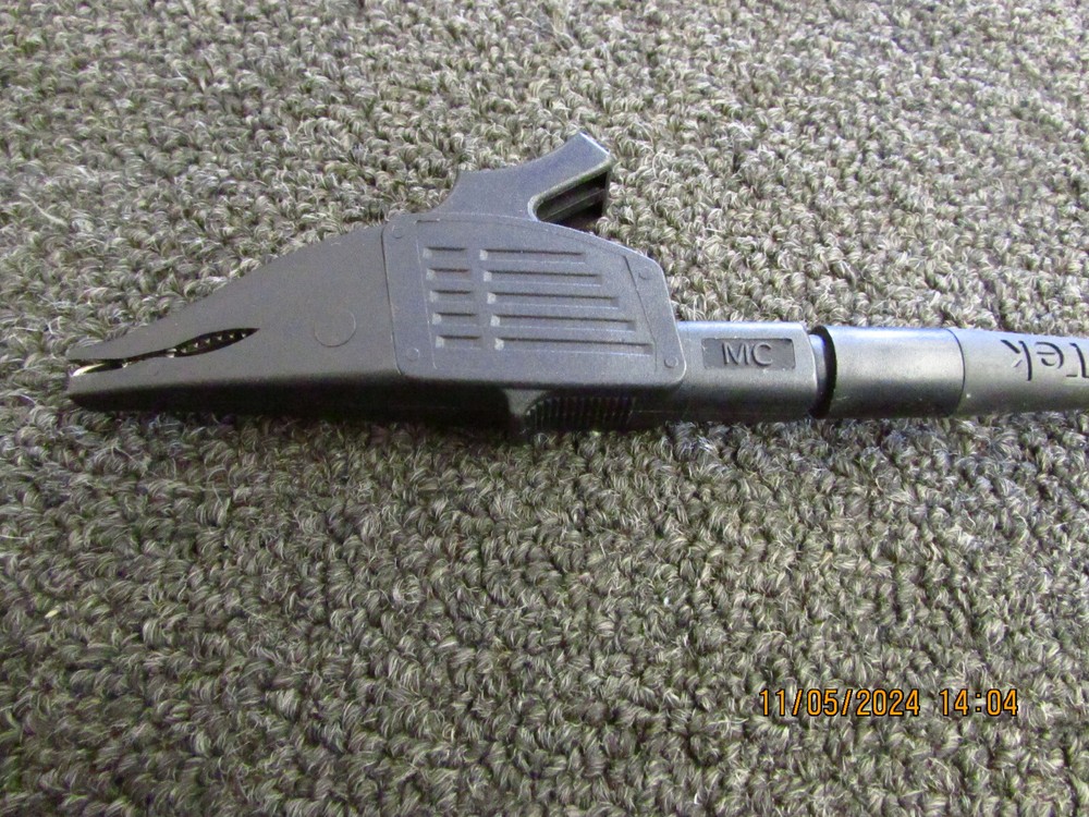 Tektronix high voltage differntial probe p5205a