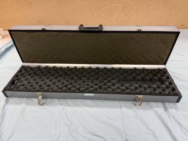 DEE ZEE Double sided Breakdown Alum Gun case