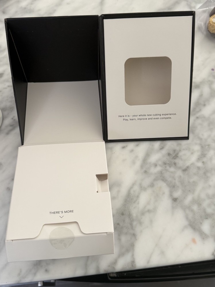 Particula Go Cube w/ Original Box Smart Rubik Electronic
