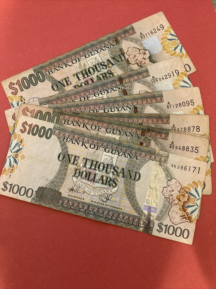 Guyana $1000 Bill, in good condition. Lot