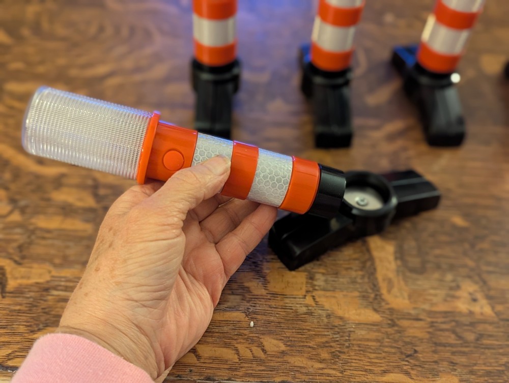 Magnetic Battery Powered Road Flares