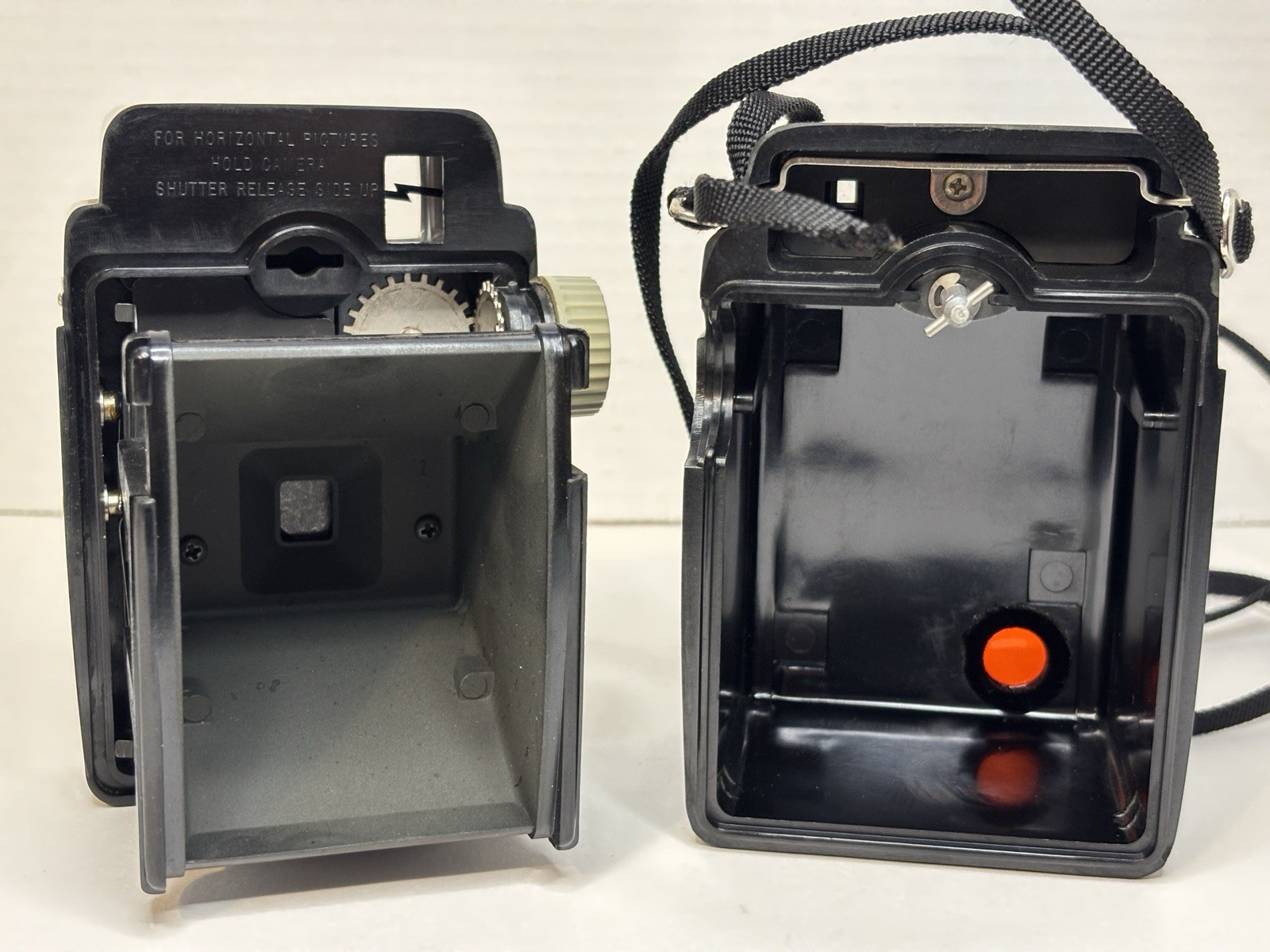 VTG Kodak Brownie Bulls-Eye Instant Film Camera w/ Twindar Lens