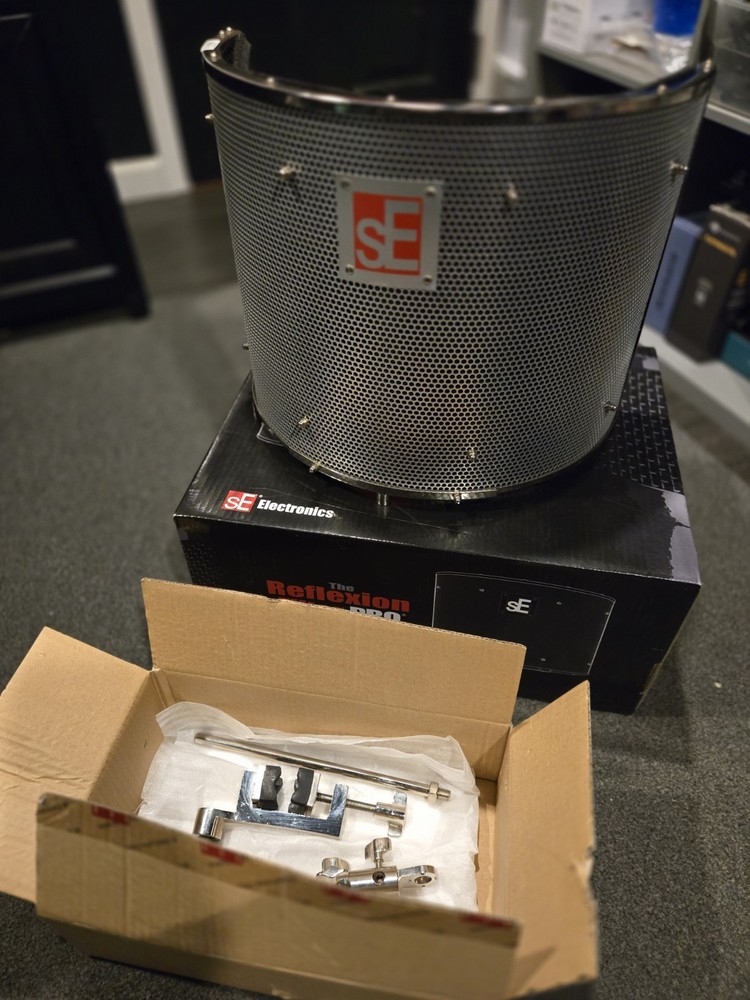 sE Electronics Reflexion Filter PRO Portable Vocal Booth
