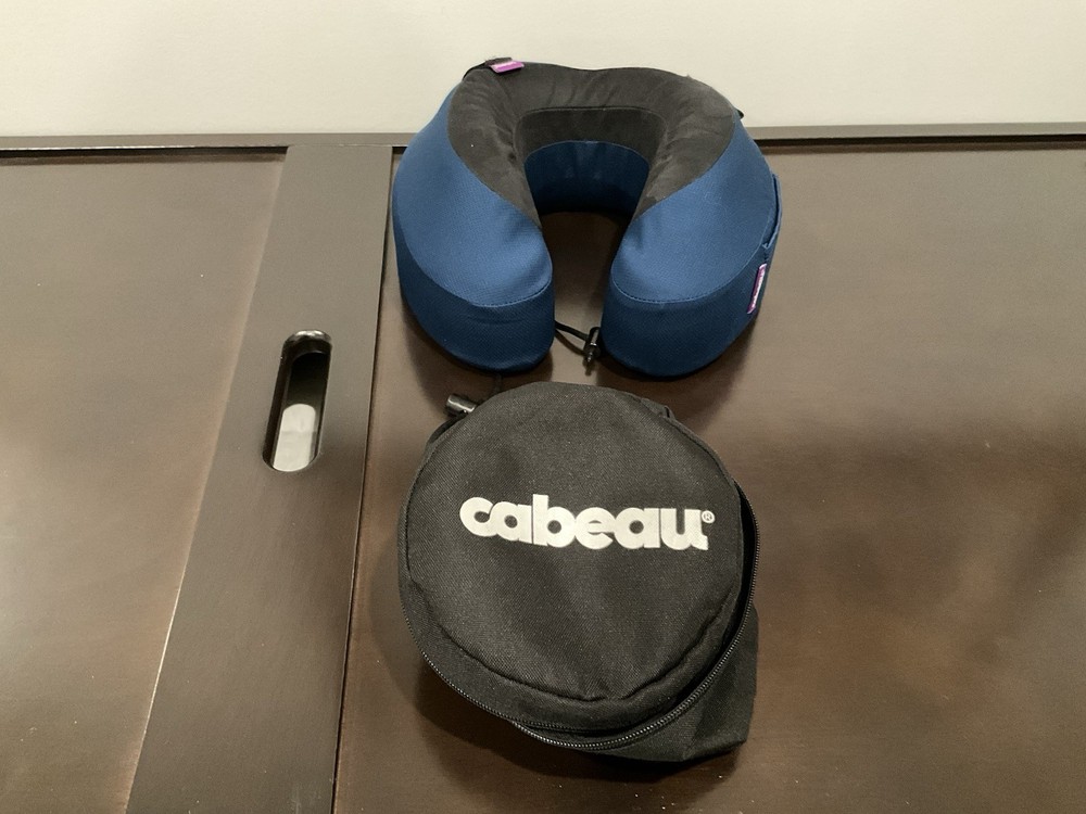Cabeau Evolution Travel Neck Pillow Memory Foam Blue