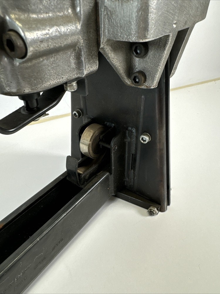 Container Stapling Corp Model 3G Pneumatic Carton Box Stapler Air Tool