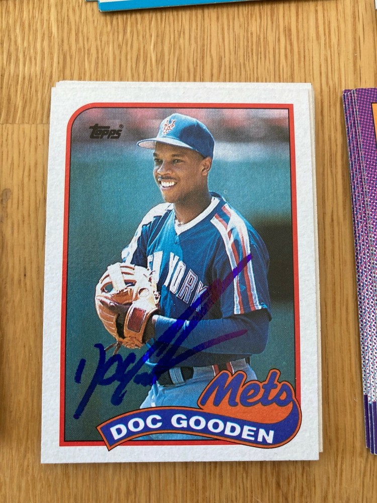 Mets Dwight Gooden Signed 1989 Topps Card
