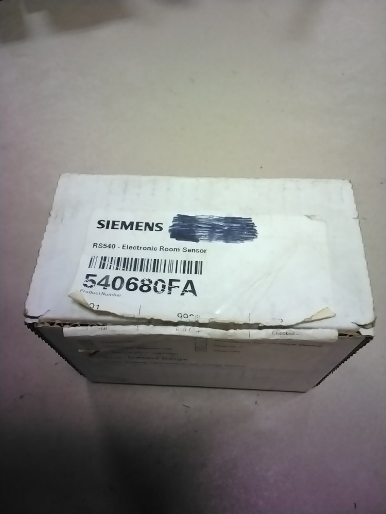 SIEMENS 540680FA Electronic Room Sensor w/Setpoint