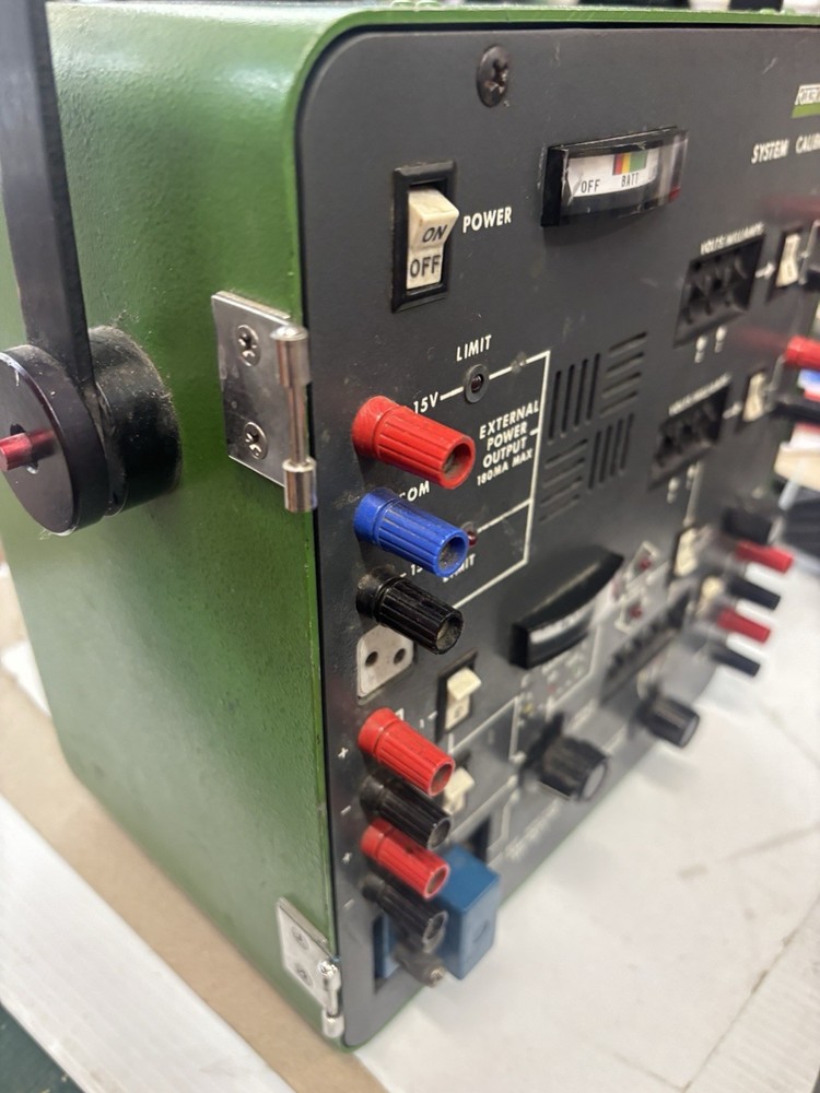 FOXBORO 2AT-CAL SPEC 200 SYSTEM CALIBRATOR