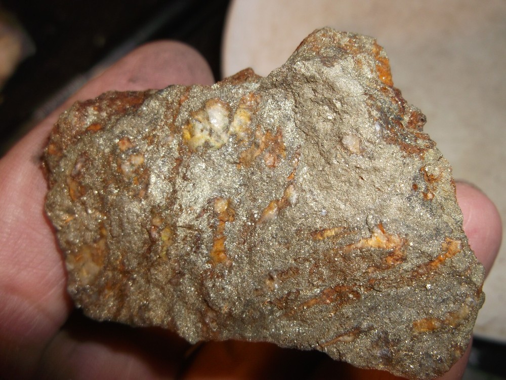 Gold, silver, copper, 81 grams samples ,ore high grade .