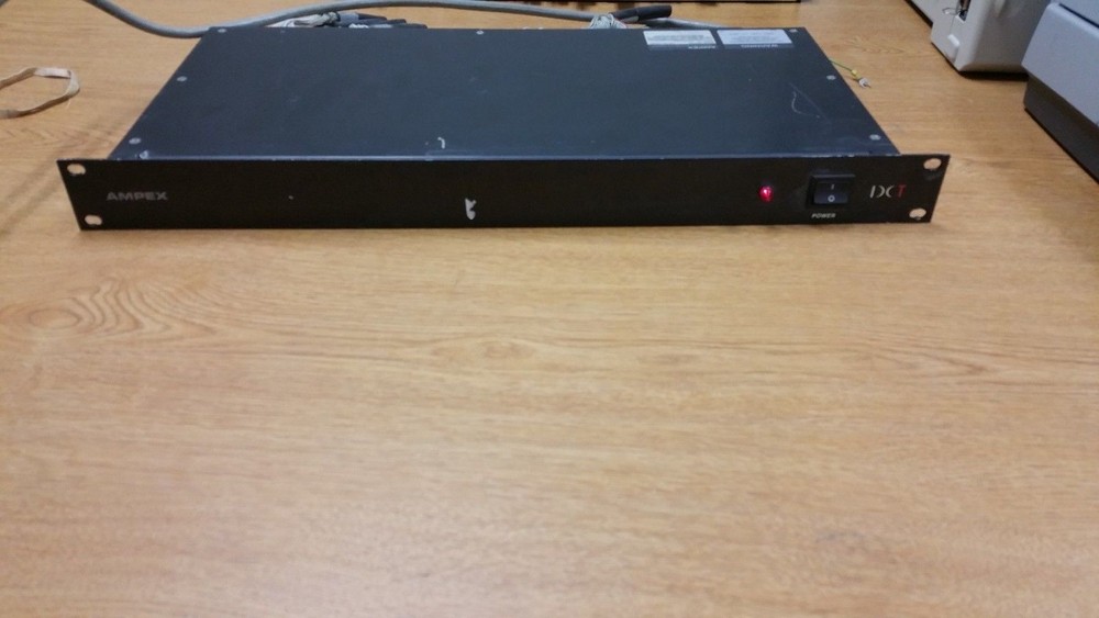 Ampex DCT 710i Parallel Digital Signal Distributor