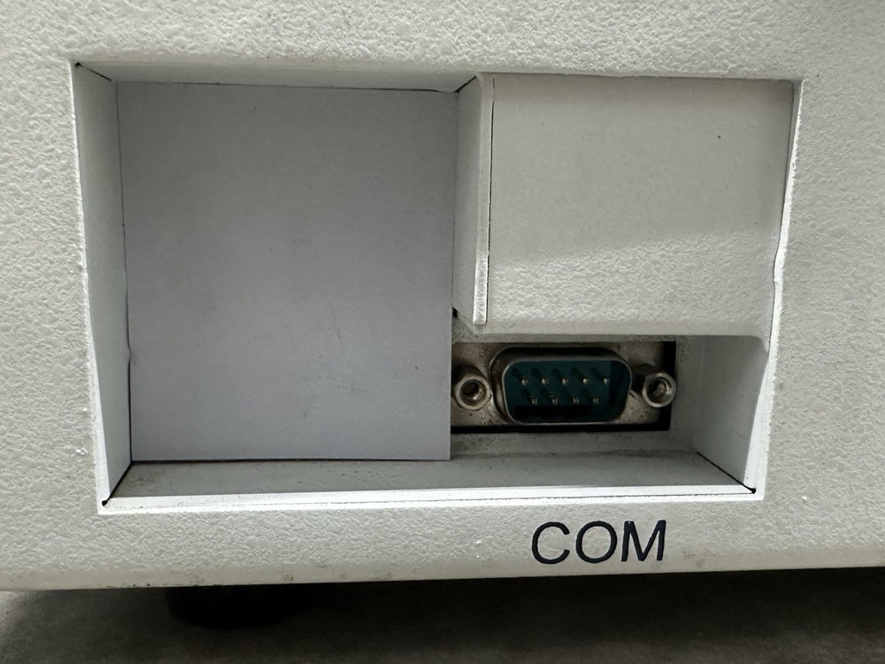 General Eastern OPA10XA1X000000 Optica Hygrometer Dew Point Analyzer