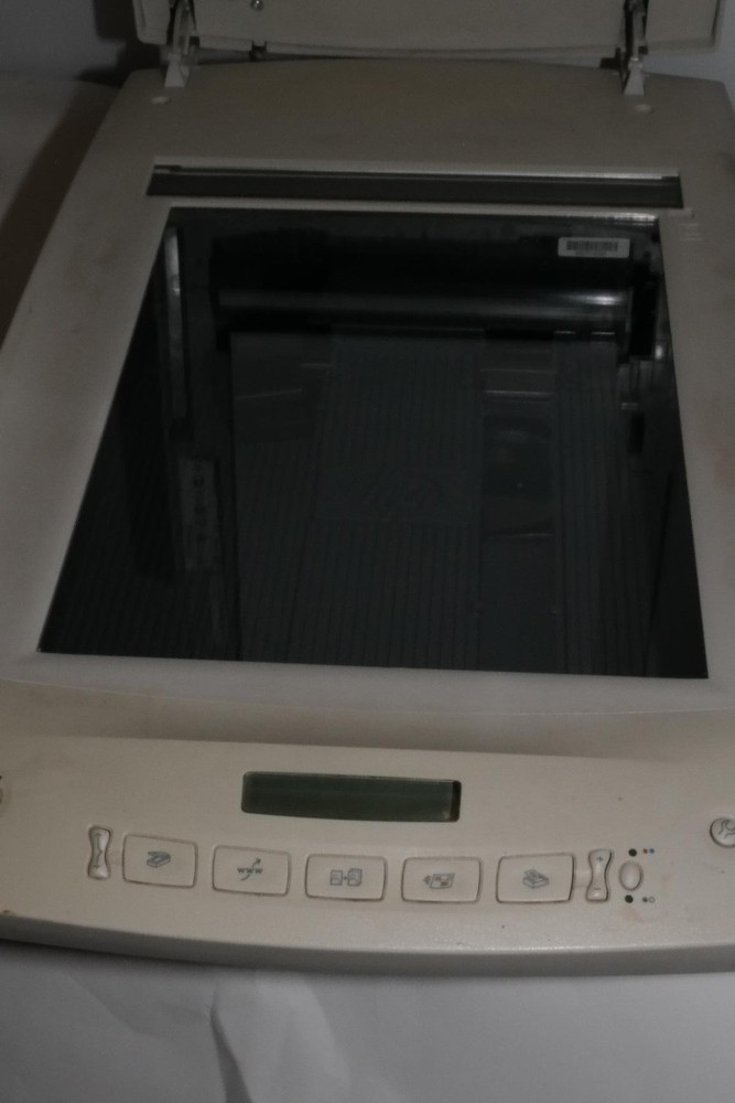 HP SCANJET 5470C USB FLATBED SCANNER C9850A