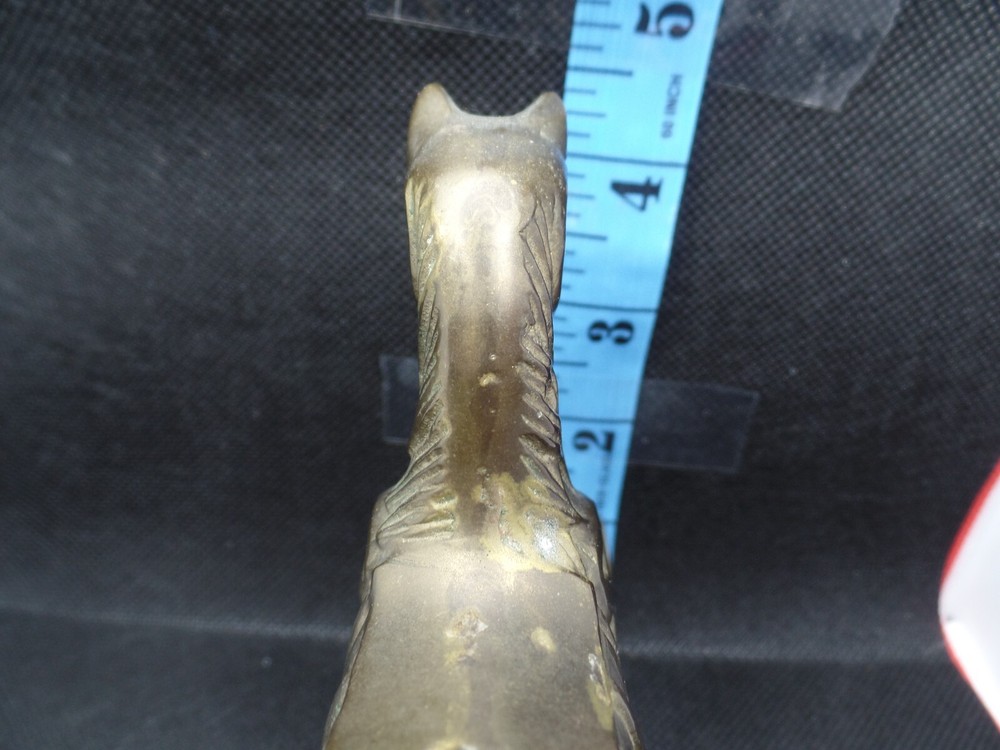 VINTAGE UNMARKED HORSE KNIFE REST / HOLDER