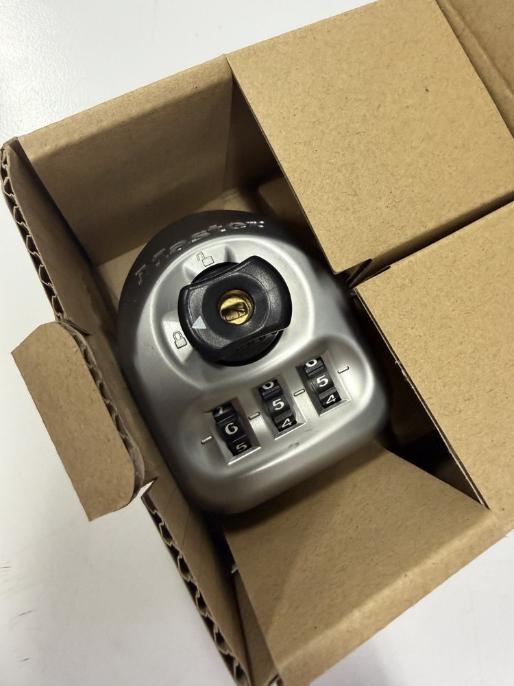 Master Lock 3670 Multi-User Combination Locker Lock ML03 - 10 count lot