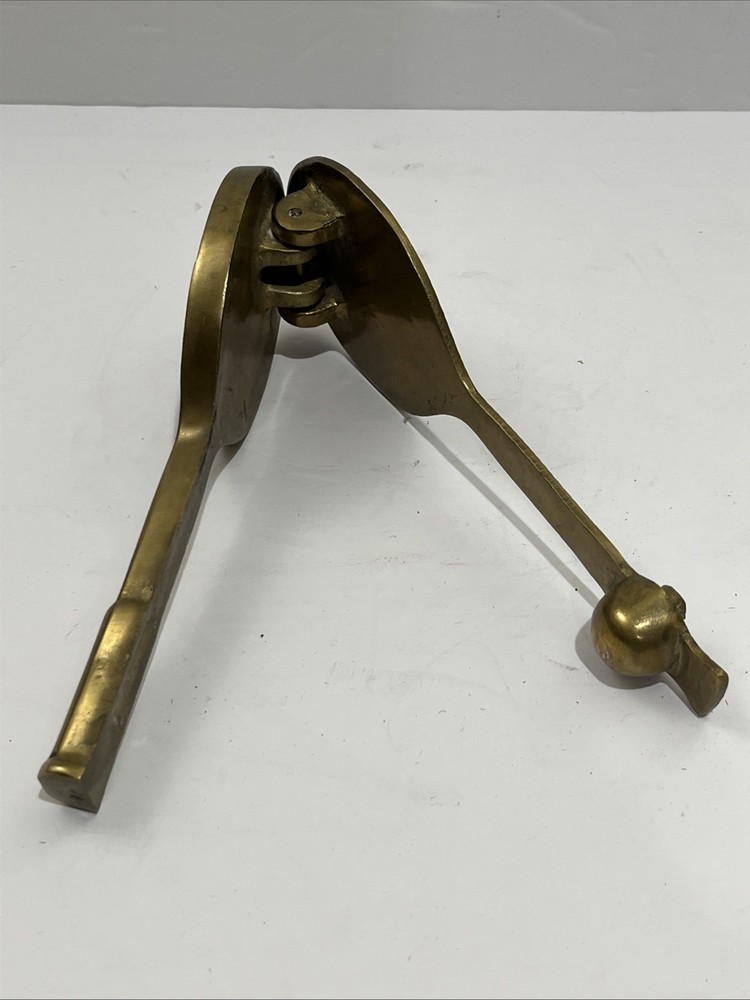 dav Windcurrent Collection Tennis Racket Solid Brass Door Knocker 8 3/4”