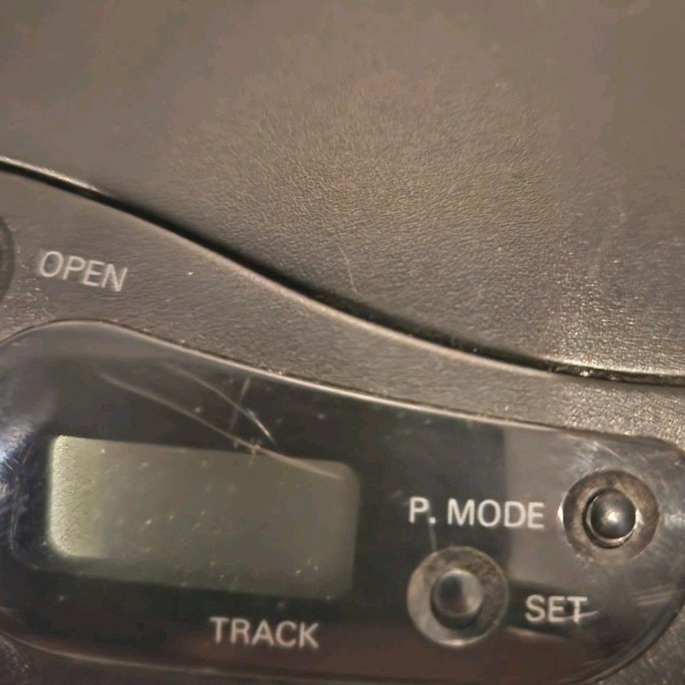 Sanyo Compact Portable CD Player Bassxpander Model CDP30 1992 Tested