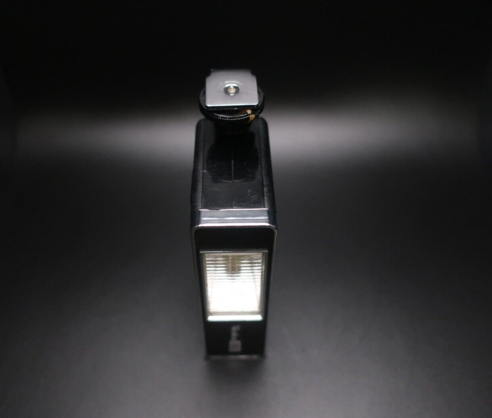 Vivitar 151 Electronic Flash Unit