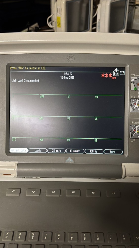 GE MARQUETTE MAC 5000 ECG SYSTEM (#2922)