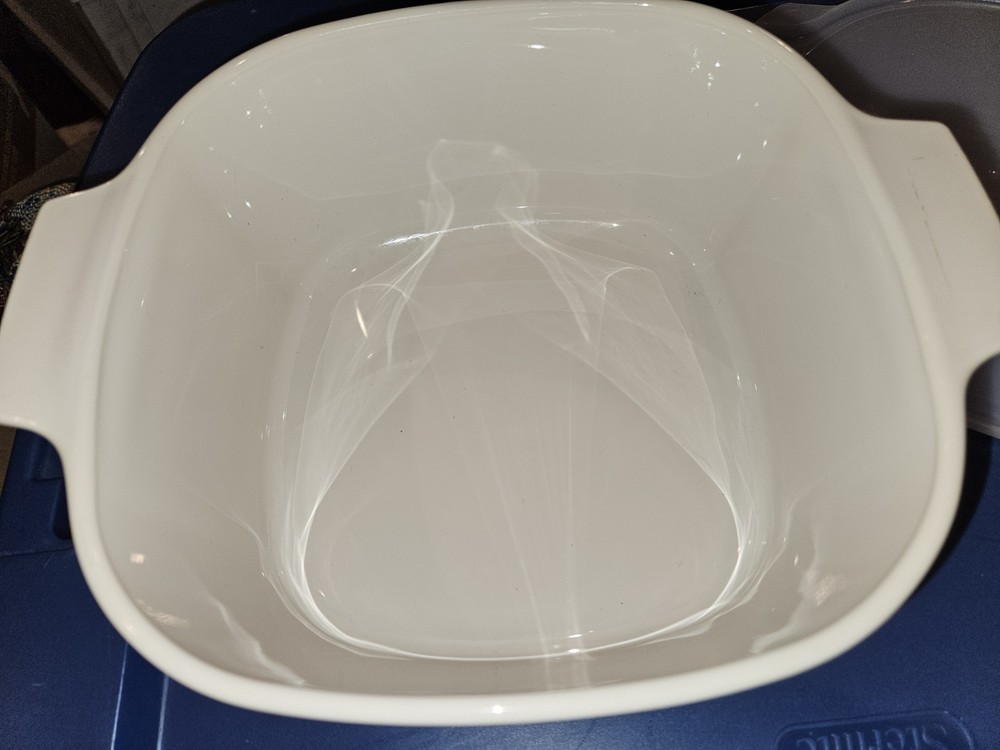 Corning Ware 3L Baking Casserole Quilt Pattern w Plastic Cover