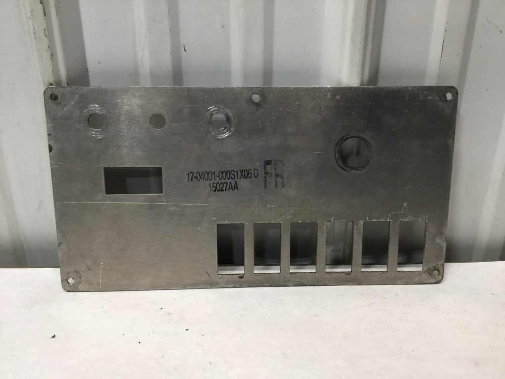 Peterbilt 320 SWITCH Dash Panel - Used | P/N 170400100S1X06