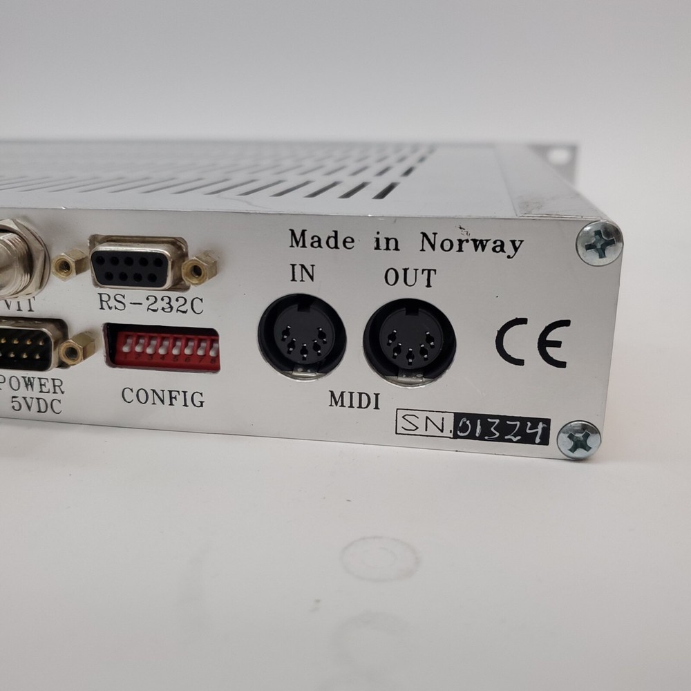 Network VikinX VD1616 Serial Digital Video Router NO PSU