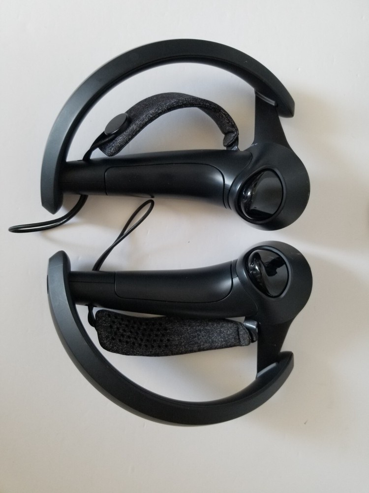 Valve Index PC VR Headset Full Kit - 2.0 stations - Tested & working - Very good