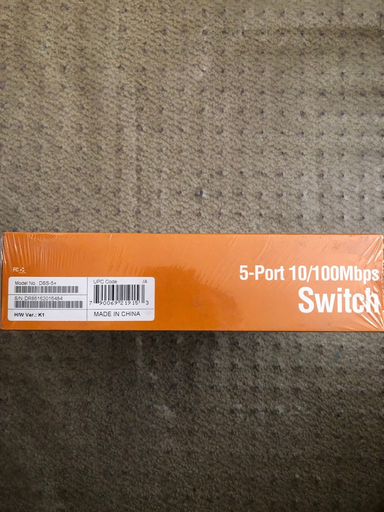 D-Link  DSS (DSS5+) 5-Ports External Switch