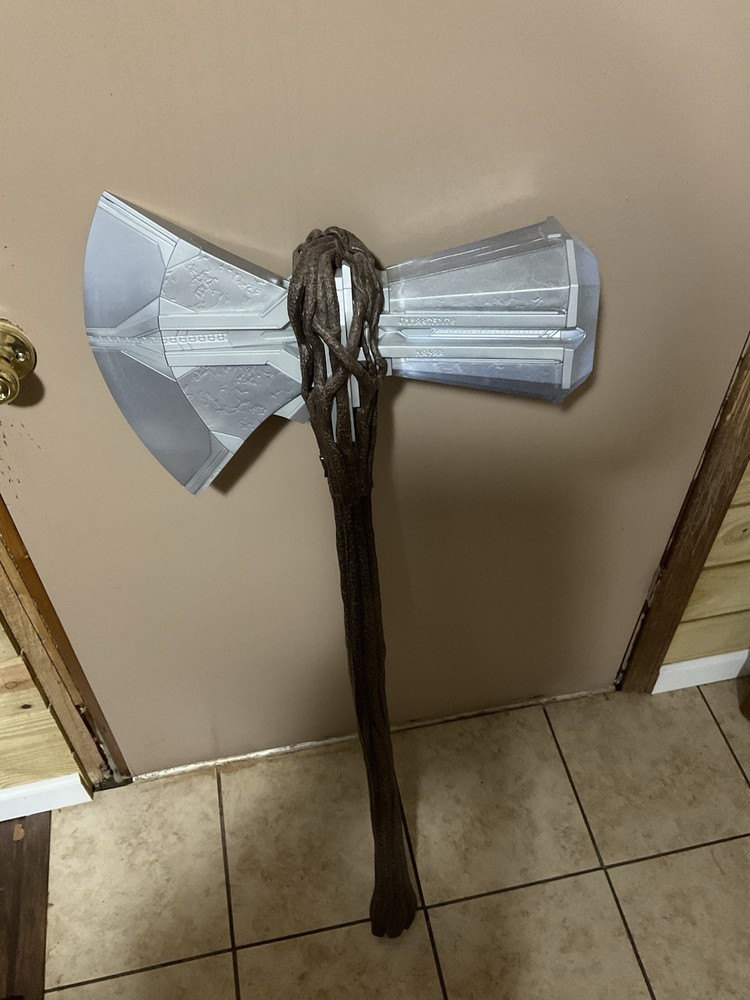 Marvel legends avenger endgame Thor’s Storm breakers electronic axe