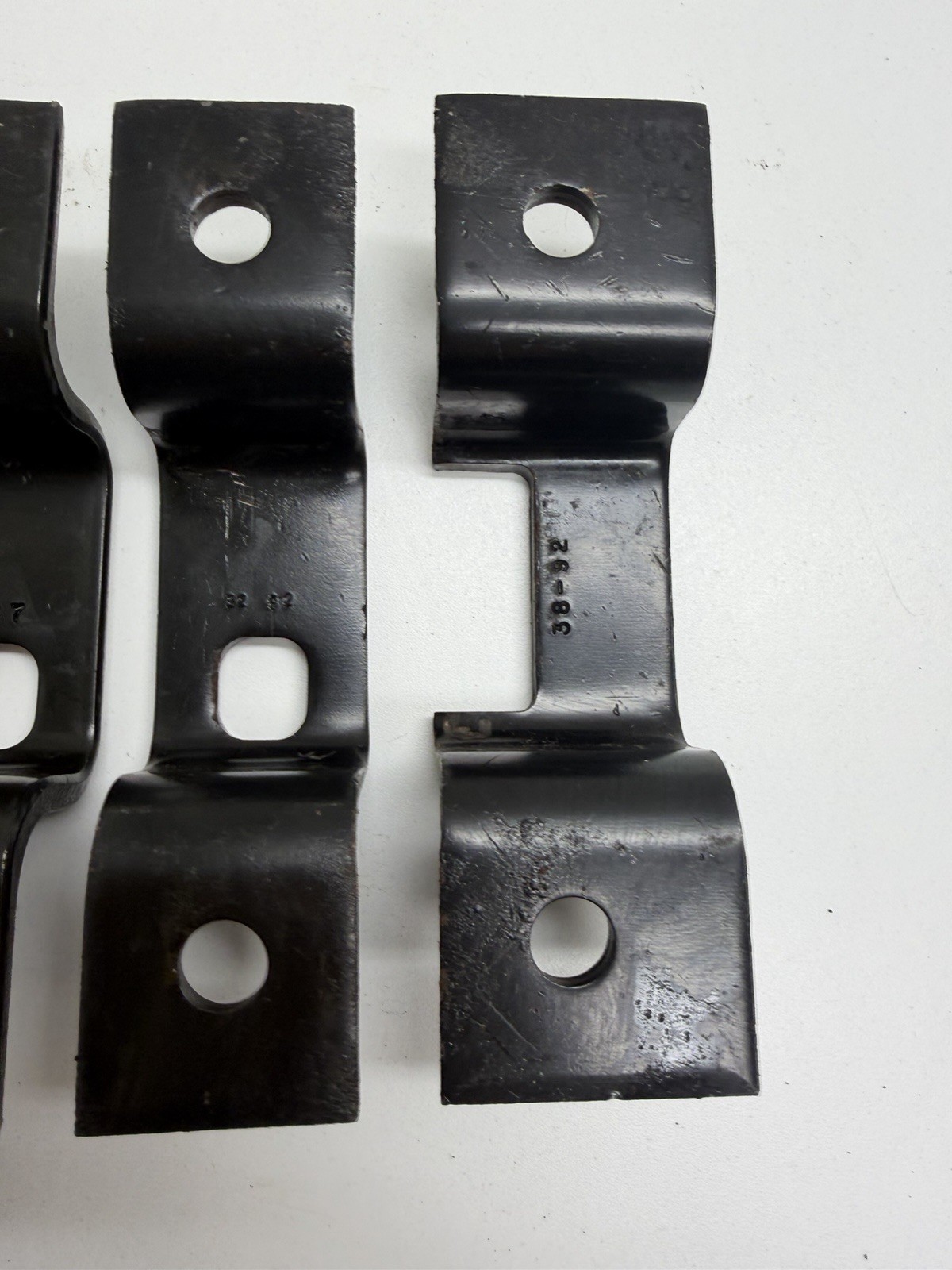 92 - 07 FORD VAN ECONOLINE E SERIES CLUB WAGON BENCH SEAT MOUNTING BRACKETS B42