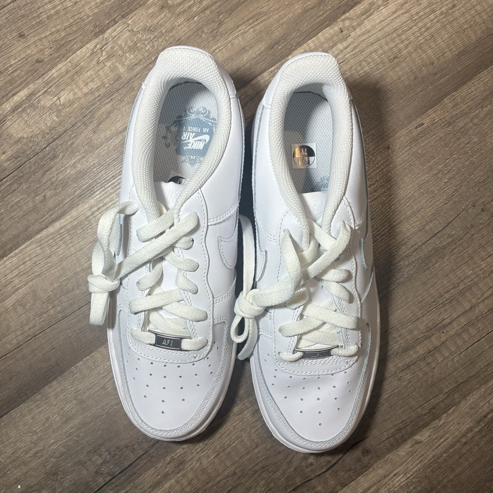 Size 7- All White Air Force 1