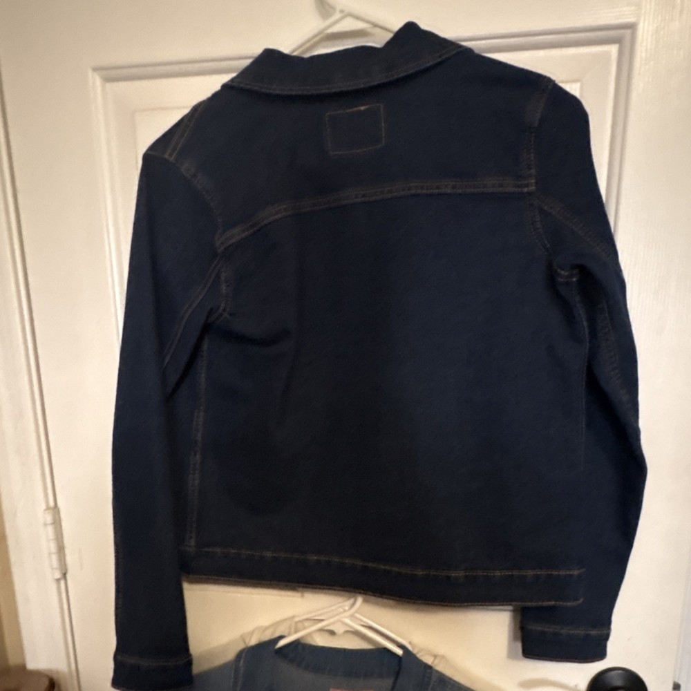 Levi's Women's Blue Jean Jacket Button Front Collared Pockets Long Sleeve