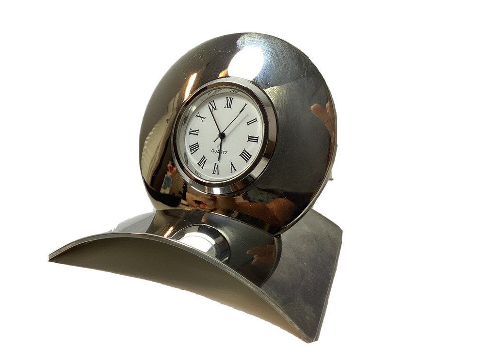 Chrome Quartz Desk Clock Works