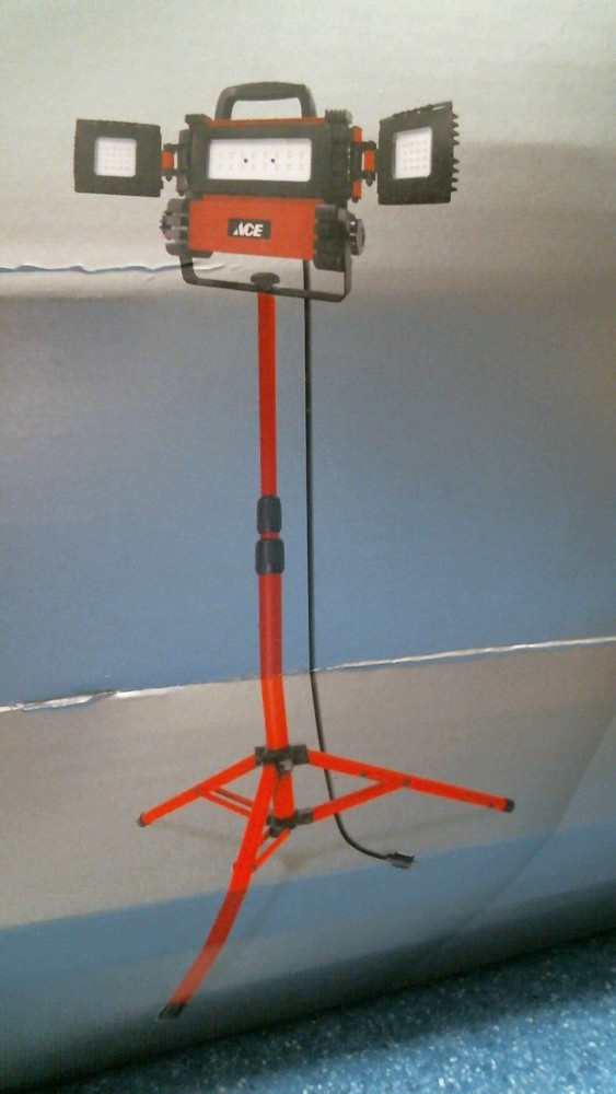 ACE LED Tri-Panel Work Light (3422904) FS