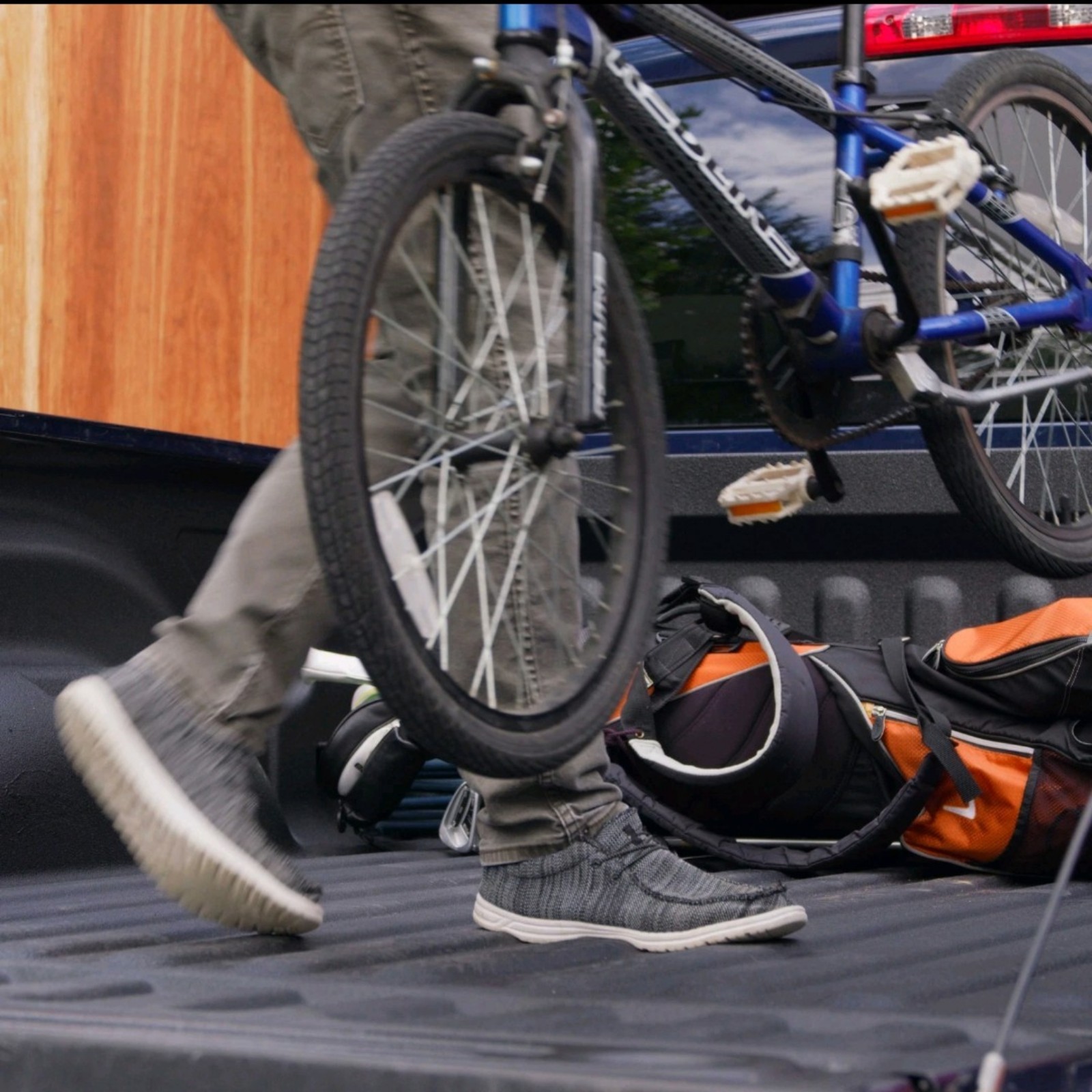 Gorilla Truck Bed Liner Coating 3x 14.3oz Aerosol Spray Case Durable Protection