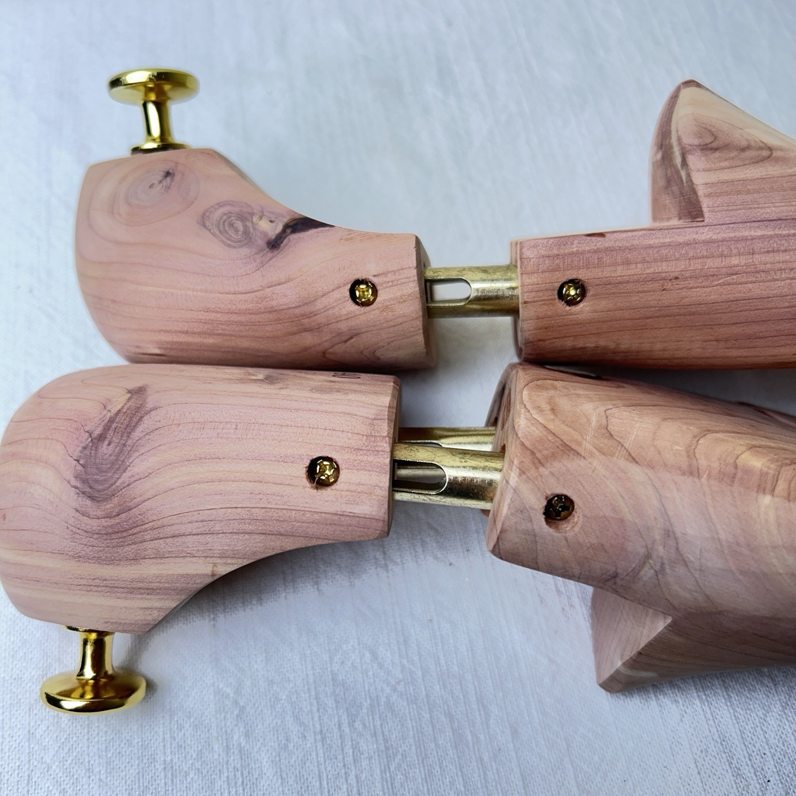 Cedar Shoe Trees Mens Size 40 Split Toe Double Post UPPER SCHOOL Brand NEW