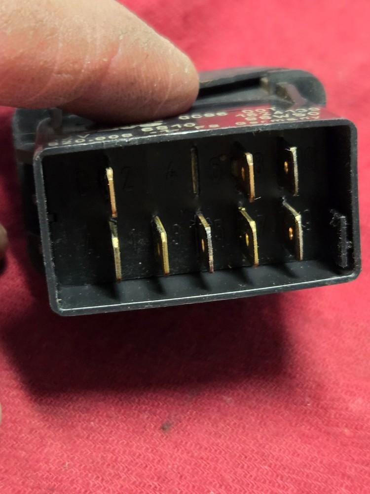 Volvo Rocker OEM hazard SWITCH VOLVO 1624139