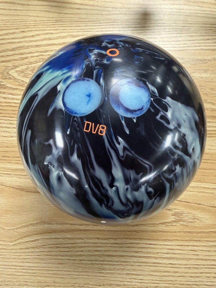 15lb DV8 Mantra Bowling Ball - Fully Plugged