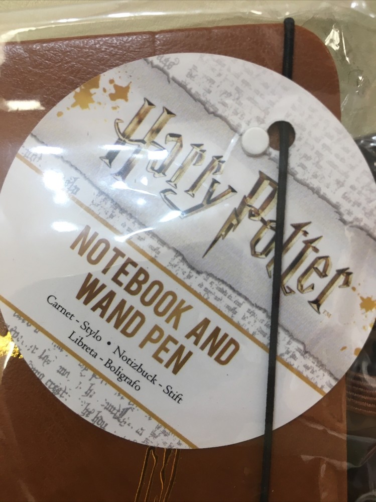 Harry Potter Notebook and Wand set