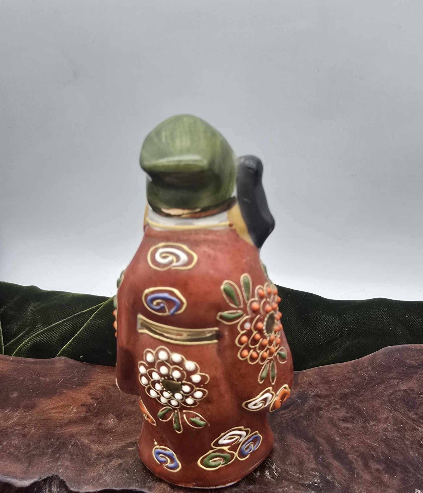 Vintage Japanese Kutani Moriage Lucky Longevity Asian Figurine 4 inches