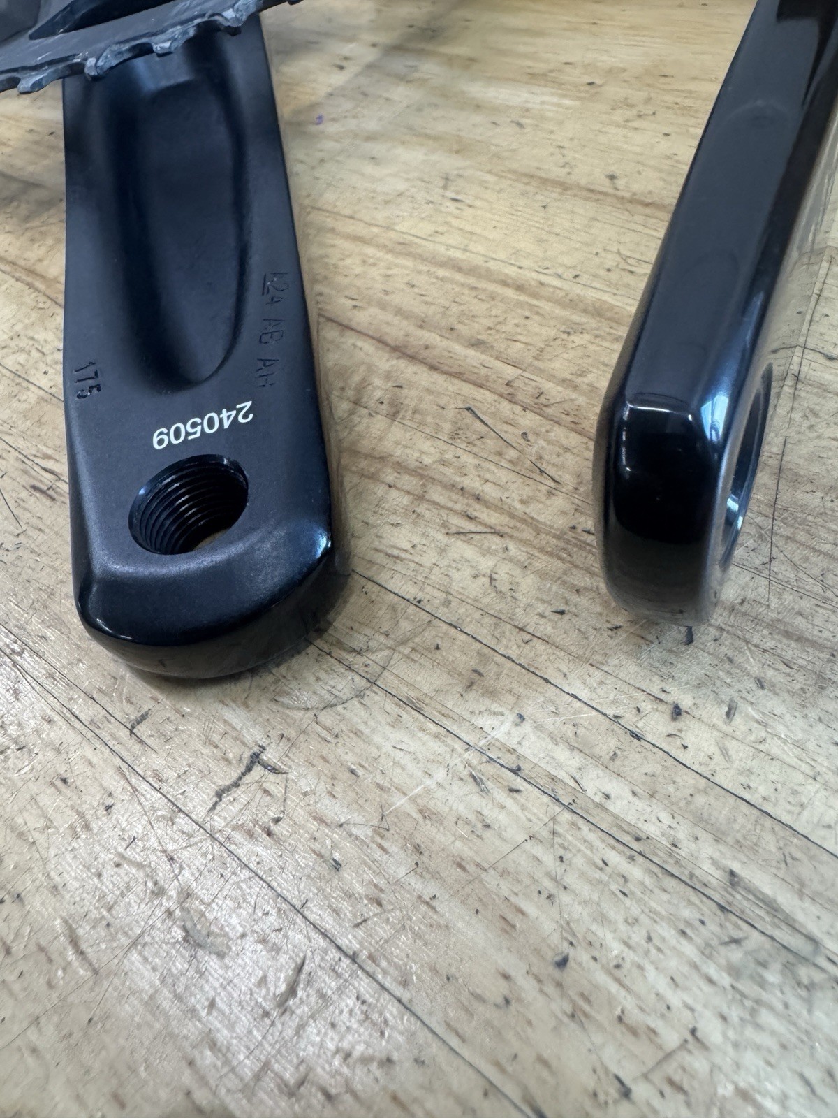 SRAM Rival AXS power meter DUB Wide Crankset 175mm 40t