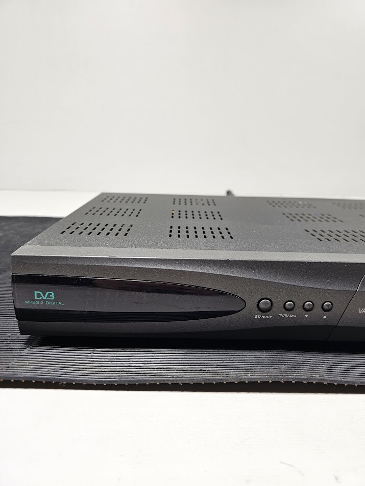 Humax VACI-5350 DVB MPEG2 Digital Receiver - Used, Working