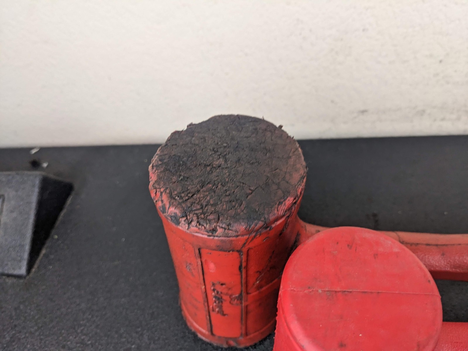 #bn105 Snap-on Tools 5Pc Master HBFE Red Soft Grip Dead Blow Hammer Set