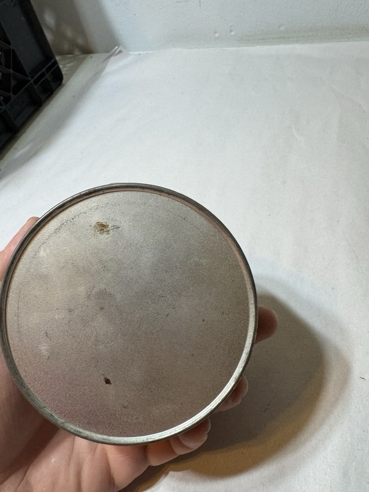 Alexander Magic Black 7 oz medium