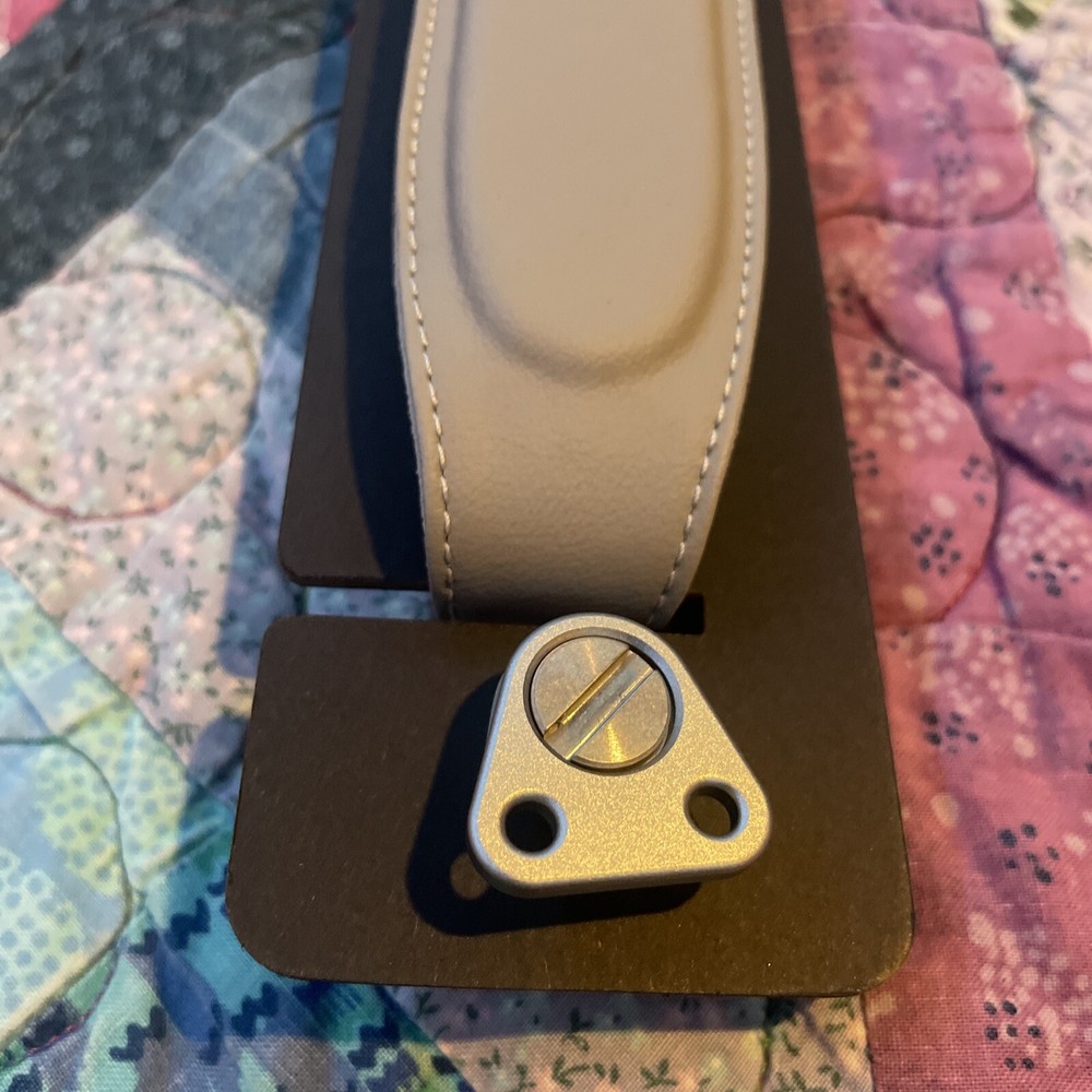 New Urth Core Camera Strap Mantle Grey Small Recycled Camera Strap