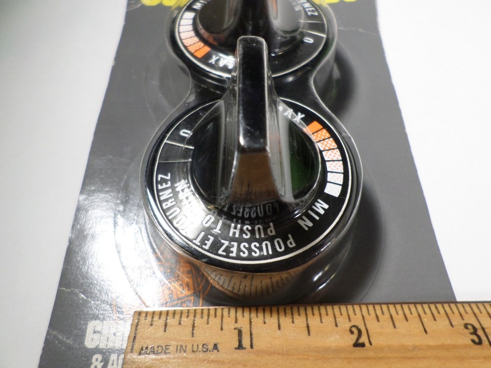 Vintage Universal Grill Knobs WC Bradley 4084618