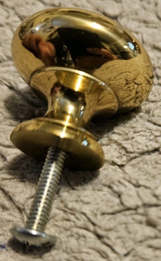 Brass Drawer Pull 1 1/4 Inches