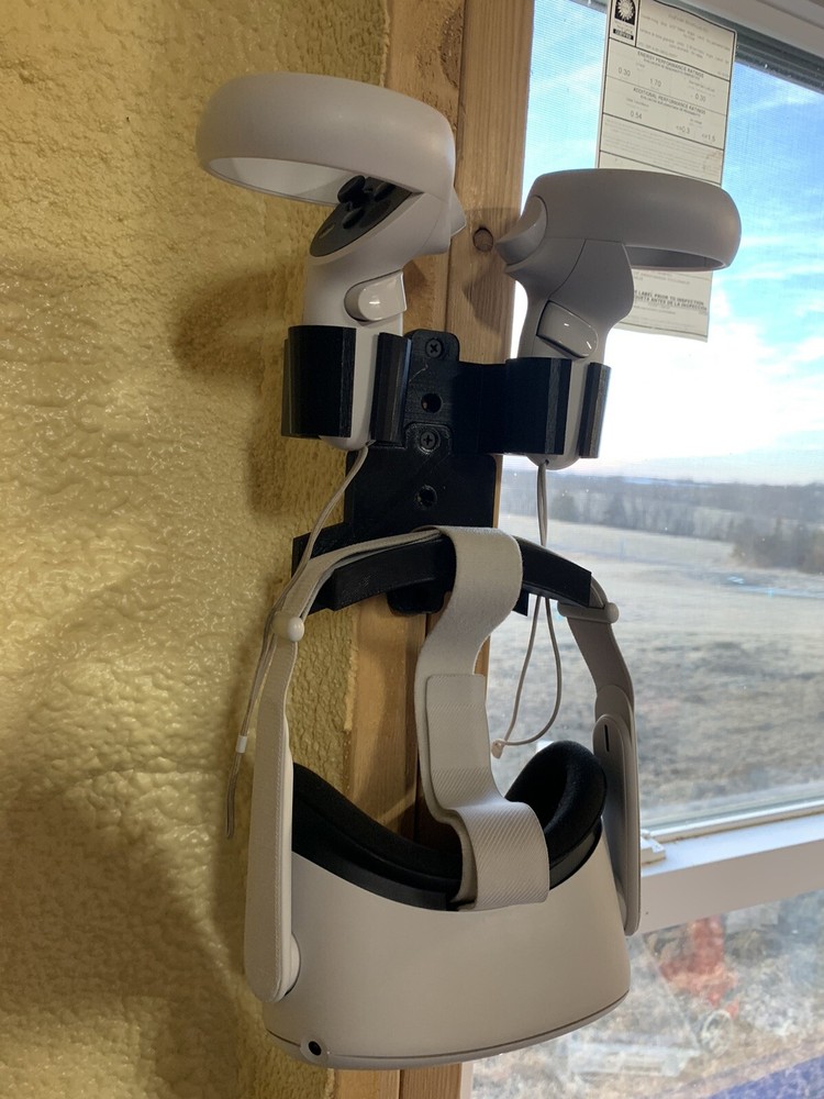 Wall mount for Meta Quest 2, Oculus Quest 2. Black