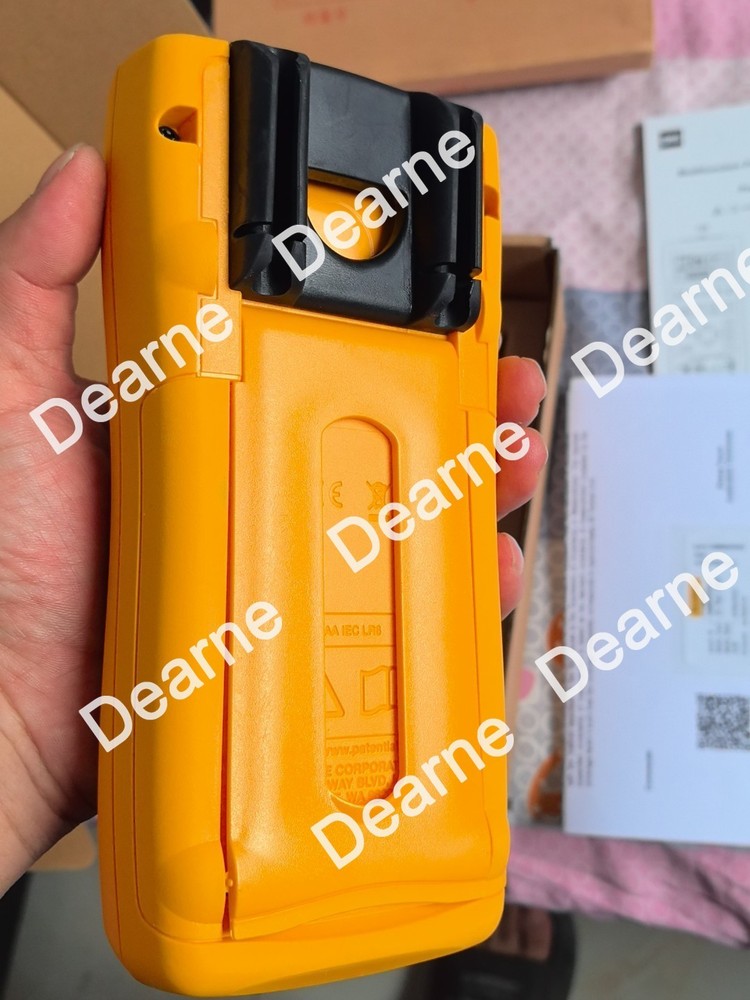 FLUKE 726 PRECISION MULTIFUNCTION CALIBRATOR - NEW