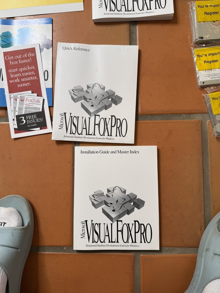 Microsoft Visual FoxPro Professional Edition – Boxed, Complete, Windows 95/NT